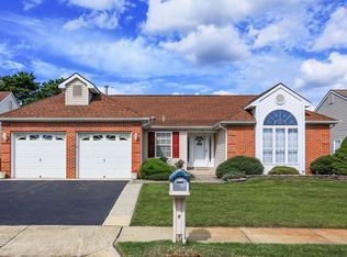 24 Swindon Ct, Toms River, NJ 08757