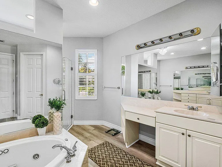 11750 Osprey Pointe Cir — Photo 21