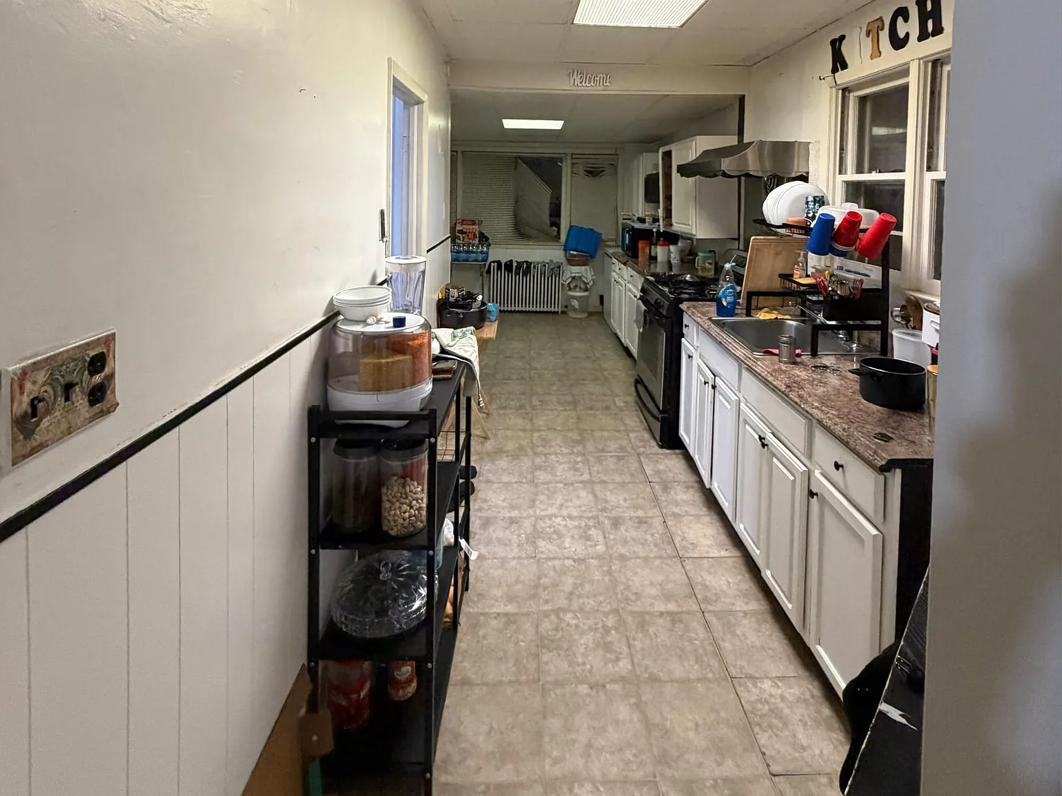 2 bed, 1.5 bath, 1104 sqft, $2,800 — Photo 2