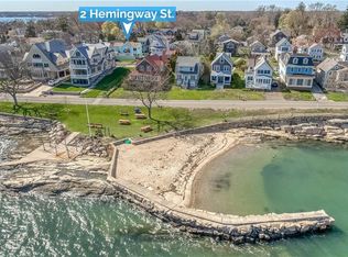 2 Hemingway St, Branford, CT 06405
