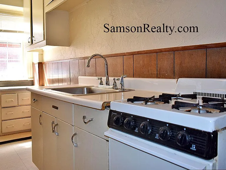 67 Slater Ave #8 — Photo 5