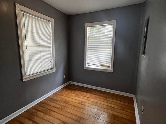 4th image of 2644 COMMONWEALTH Avenue