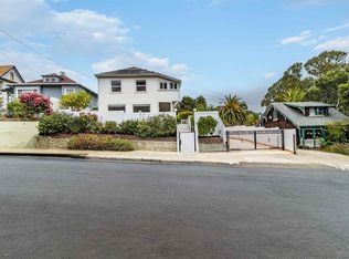 3416 Davis St, Oakland, CA 94601