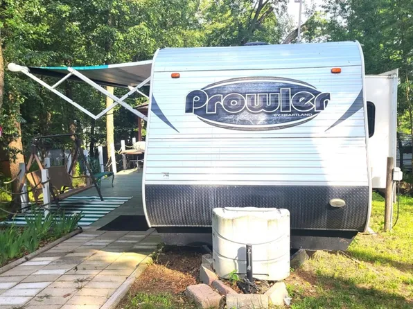 13/109 Woodhaven Dr E, Sublette, IL 61367