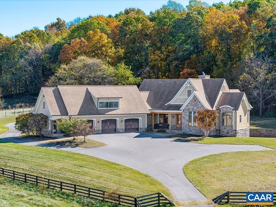 1st image of 220 Solstice Springs Ln