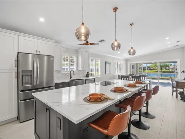 3701 Yakobi LN, NAPLES, FL 34119