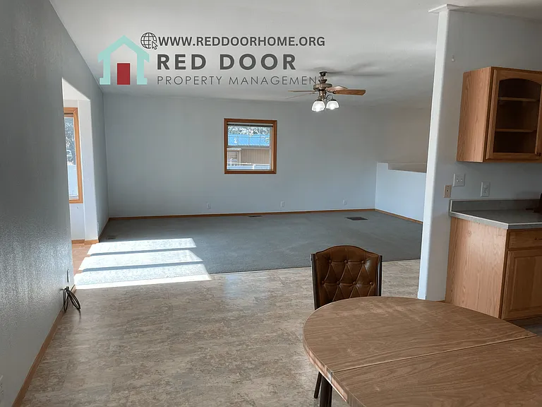 2408 Main St — Photo 7