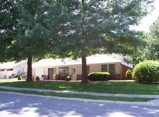 620 NE Noeleen Ln, Lees Summit, MO 64086