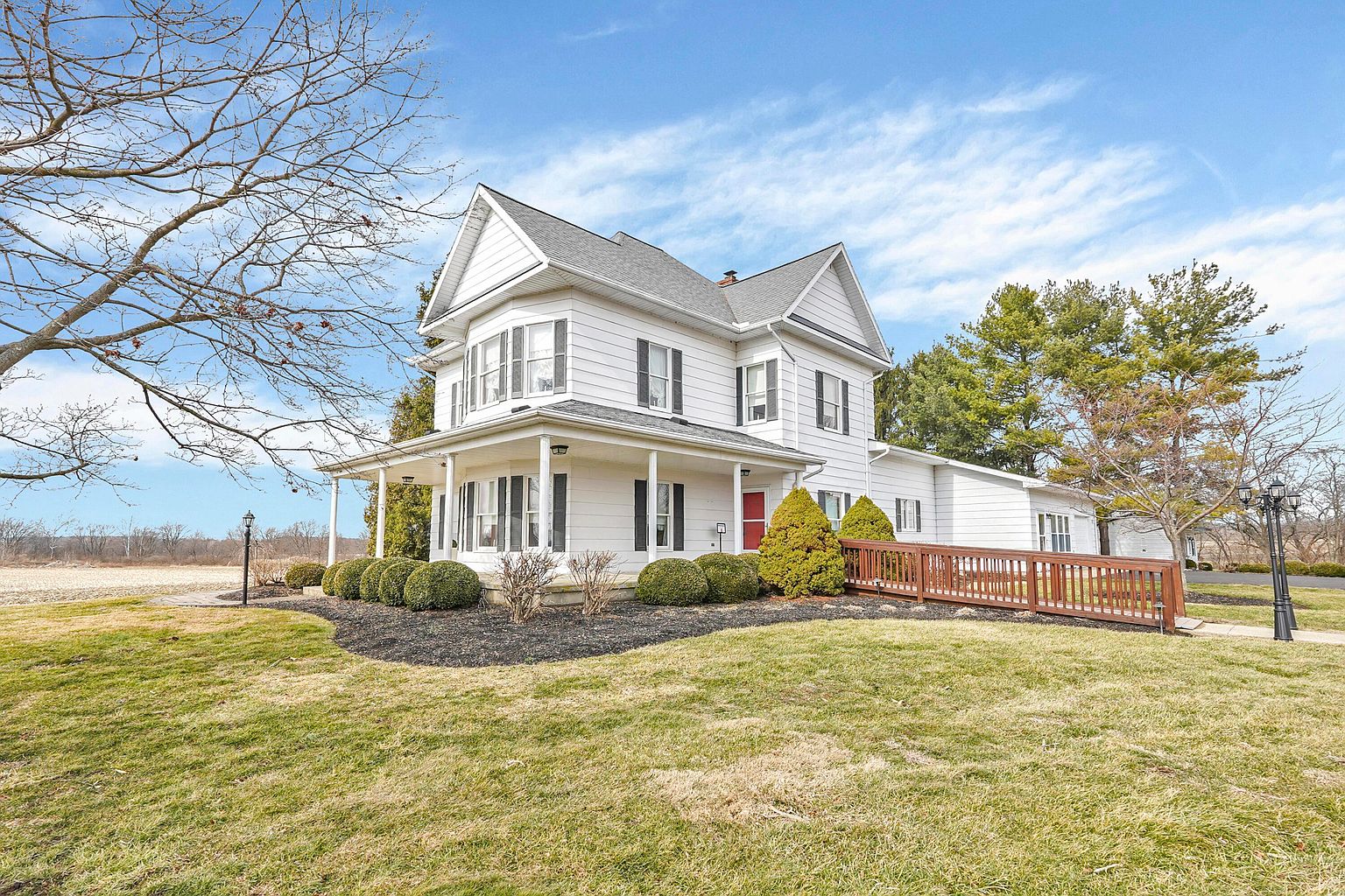 Listing photo 5 for 11350 Tarlton Rd