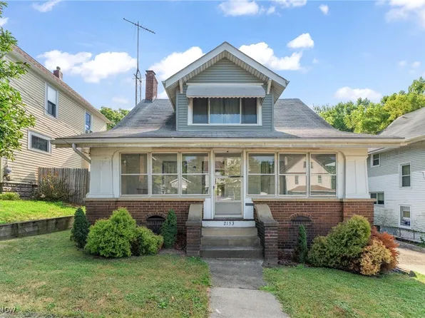 2153 9th St SW, Akron, OH 44314