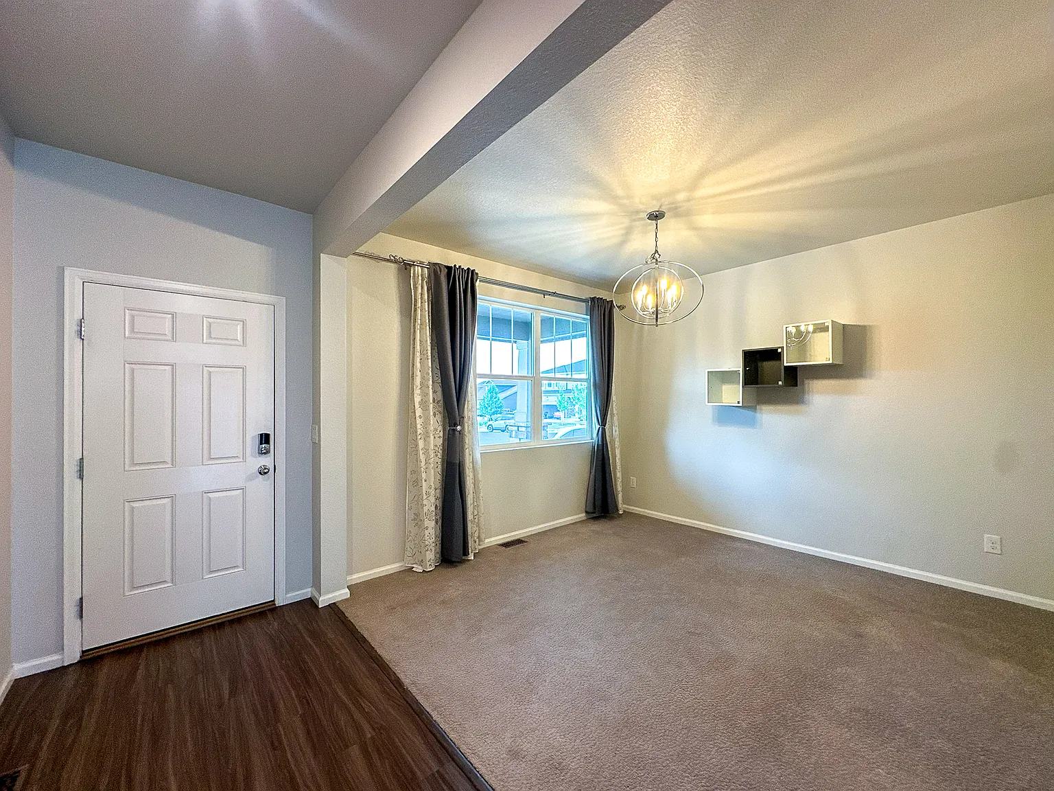 4 bed, 2896 sqft, $3,795 — Photo 3