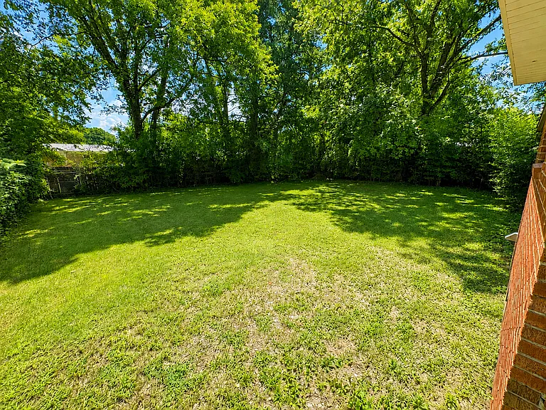 602 Austin Dr NW — Photo 13