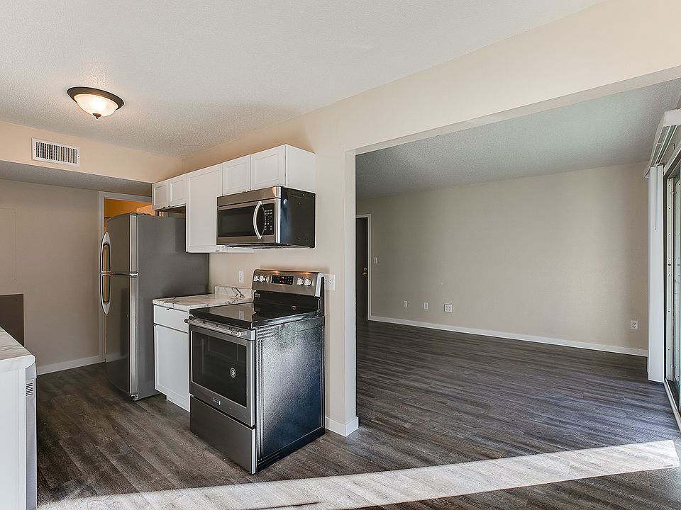 1st image of 1120 Bryant Ave #201