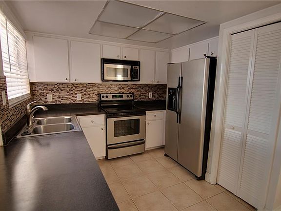 3rd image of 2335 Hidden Lake St