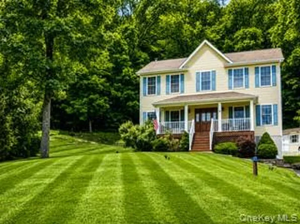 8 Orchard Street, Monroe, NY 10950