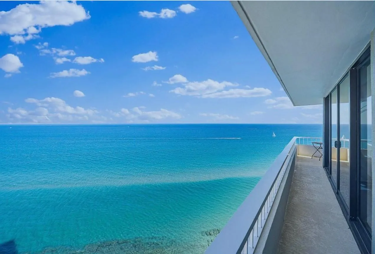 2 bed, 2.0 bath, 1435 sqft, $8,500 — Photo 1