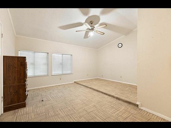 4th image of 102 Laguna Bay