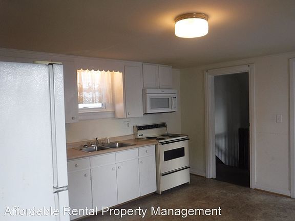 3rd image of 253 S Mulberry St #B