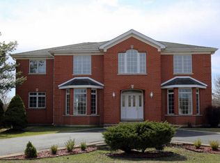 813 Andover Ct, Prospect Heights, IL 60070