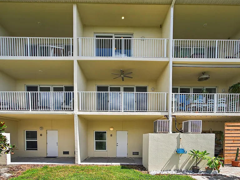 3266 Mangrove Point Dr — Photo 3
