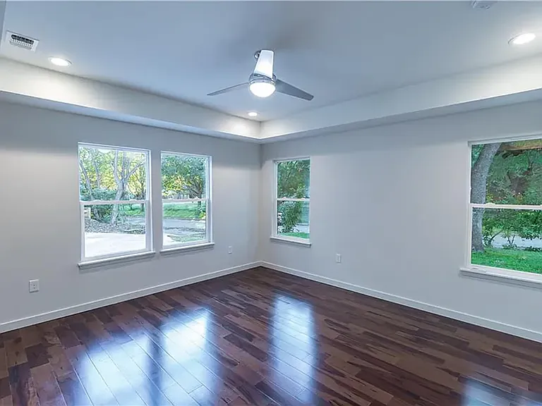 1713 Payne Ave — Photo 11