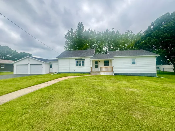 248 SE 3rd St, Woodhull, IL 61490