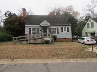 215 Hawthorne Rd, Fayetteville, NC 28301