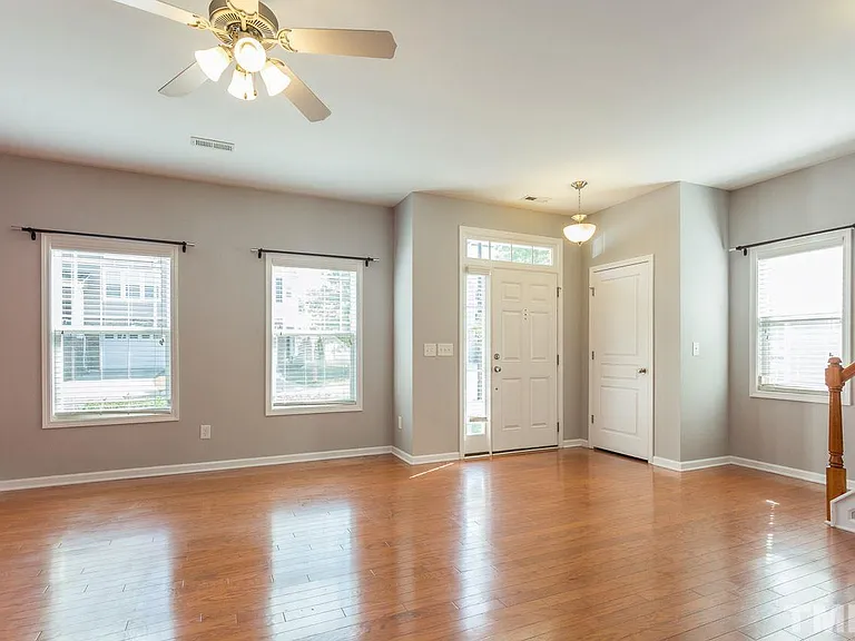 711 Keystone Park Dr #38 — Photo 4