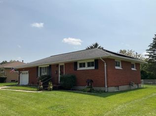 4174 Phoenix Dr, Springfield, OH 45503