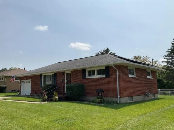 4174 Phoenix Dr, Springfield, OH 45503