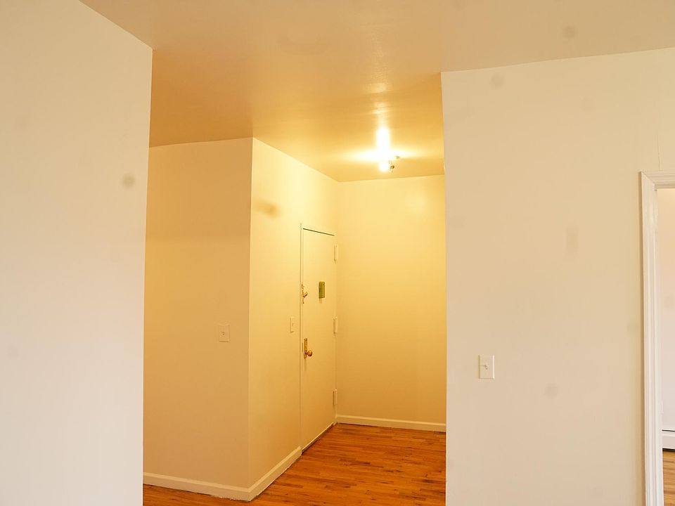 2nd image of 644 Manida St #644B