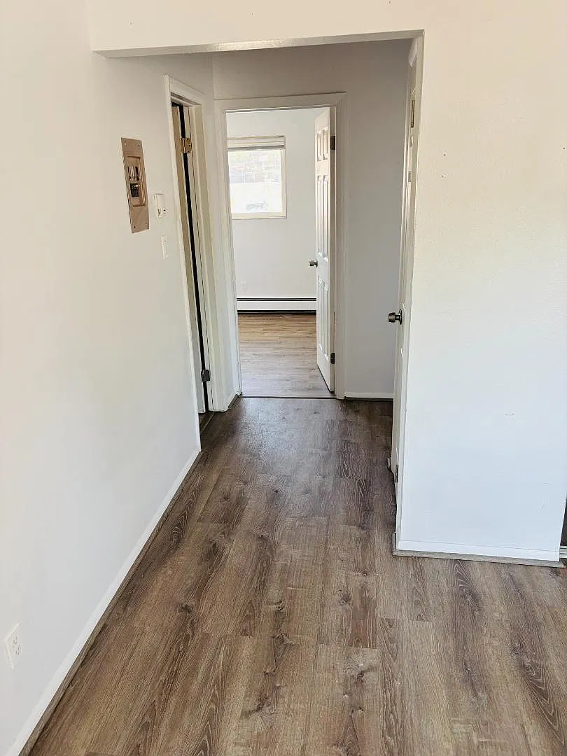 215 River View Dr - Apt. L — Photo 3