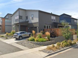 1239 30th St, Hood River, OR 97031