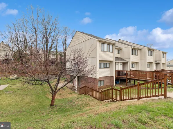 2140 Gunsmith Ter, Woodbridge, VA 22191