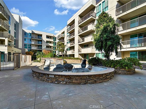 2nd image of 267 S San Pedro St Unit 218