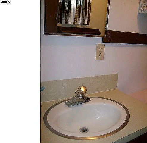 4 bed, 1500 sqft, $1,950 — Photo 3