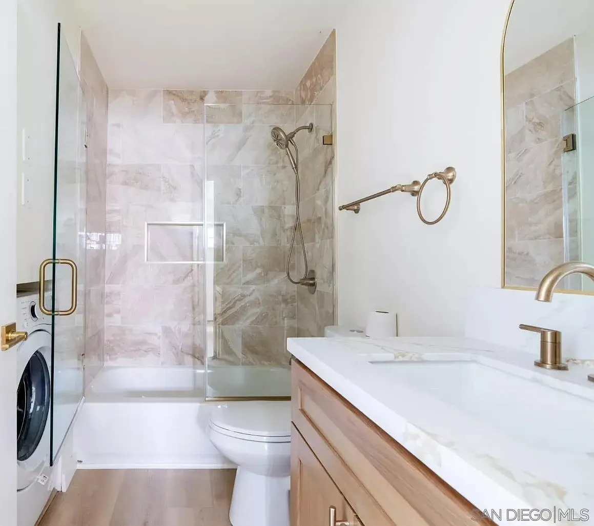 2 bed, 1.0 bath, 409 sqft, $1,950 — Photo 4