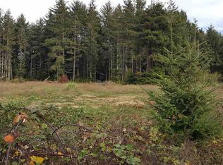 250 Genevieve Ln, Crescent City, CA 95531