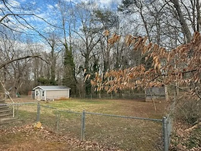 608 N Wilba Rd — Photo 16