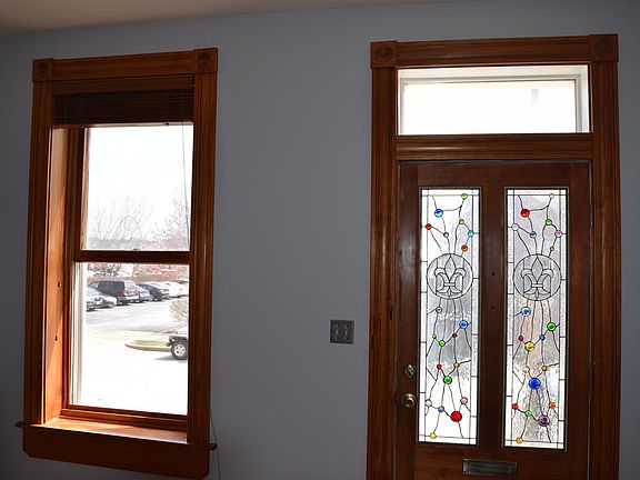 3rd image of 1501 Vail Pl