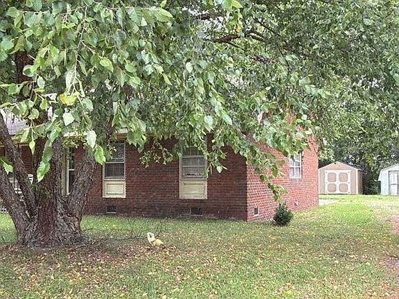 2nd image of 512 Taylor St