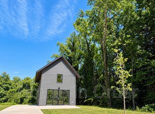 215 Cowan St, Rutherfordton, NC 28139