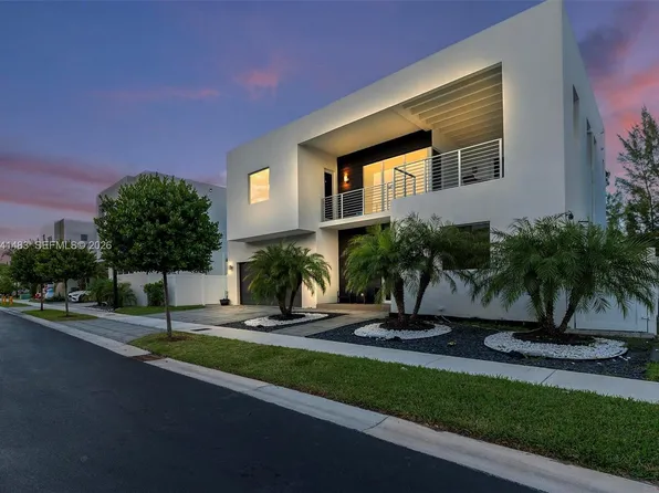 10055 NW 77th St, Doral, FL 33178