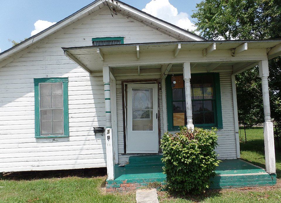 1st image of 327 N Blake St