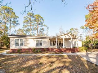 168 Jones St, Baxley, GA 31513
