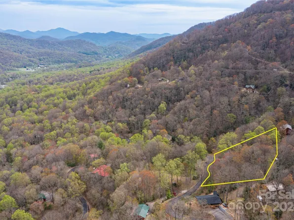 7 Wildcat Run #9, Maggie Valley, NC 28751