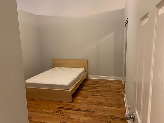 5th image of 1926 N Leclaire Ave #2F