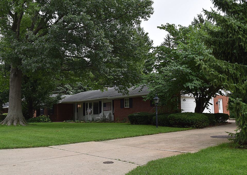1st image of 1848 Morningside Dr SE