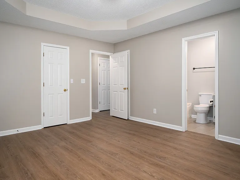 132 King James Ct — Photo 14