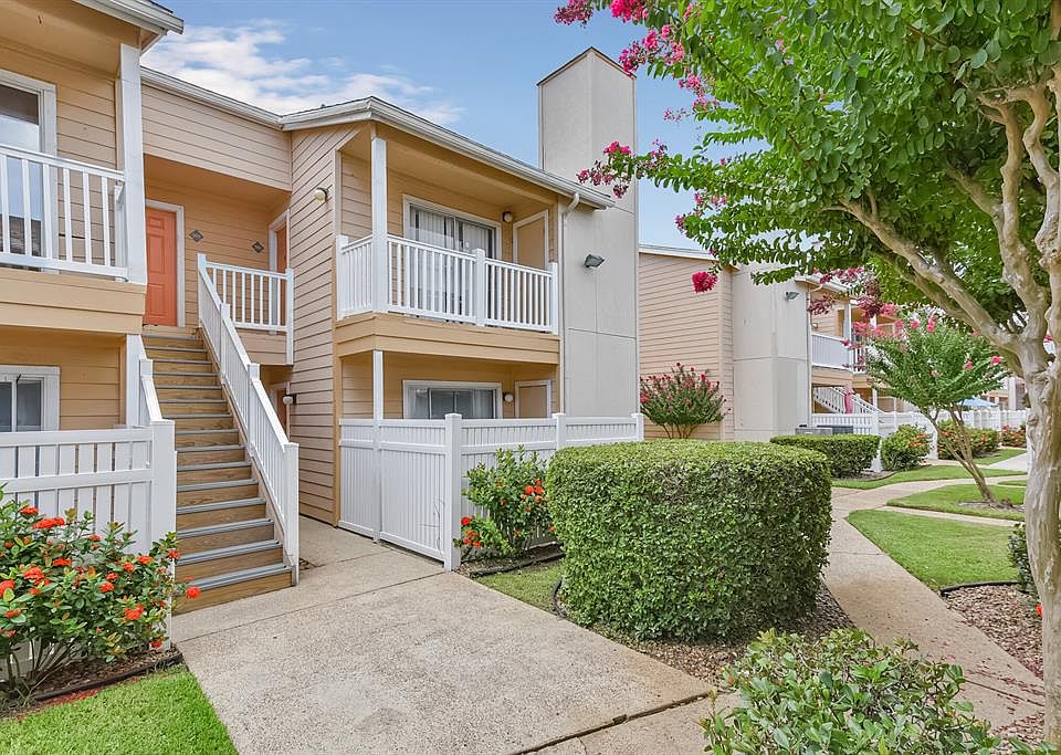 1st image of 3506 Cove View Blvd APT 502